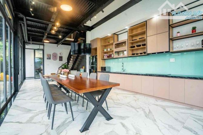 SIÊU PHẨM VILLA GÓC 2 MẶT TIỀN – HỒ BƠI – DÒNG TIỀN KHỦNG HƠN 100tr/ TH - GIÁ CHỈ 1X TỶ - 3