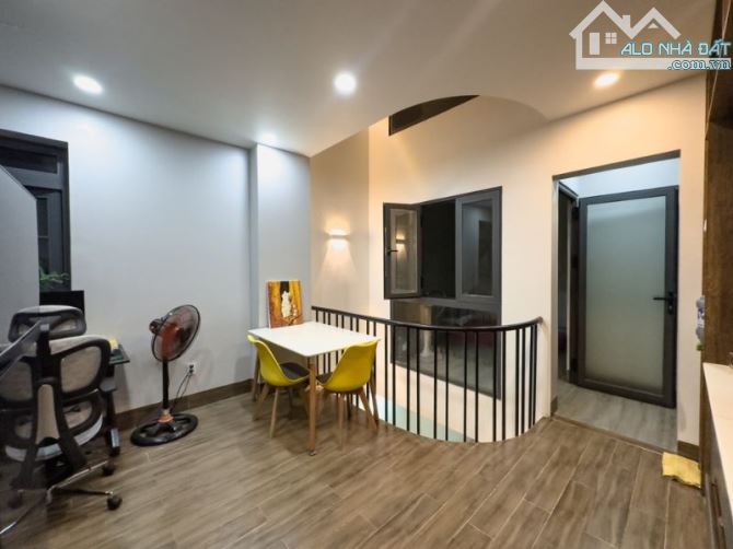 BÁN NHÀ HOT-QUẬN GÒ VẤP - 4m x 15m - 6,2 Tỷ - 1 TRỆT, 1 LẦU , HẺM XE HƠI - 3
