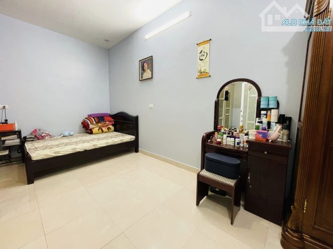 BÁN NHÀ ĐẠI TỪ - HOÀNG MAI GẦN MẶT NGÕ Ô TÔ THÔNG, HAI THOÁNG, NHÀ 4 TẦNG ĐẸP. - 3