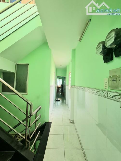 Bán nhà ngay khu cao thắng nối dài, quận 10. Nhà đẹp hẻm oto tránh nhau. Vị trí tuyệt vời - 3