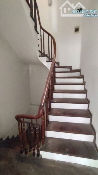 BÁN NHÀ TRẦN KHÁT CHÂN - HAI BÀ TRƯNG -DT lớn 64M² 3 Tầng  - GIÁ 8.86 TỶ - 3