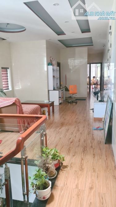 B-á-n Nhanh Mặt Tiền Lý Thái Tông Thanh Khê-125m2-3Tầng-4PN-Đầy Đủ Công Năng DT :125m2-5*2 - 3