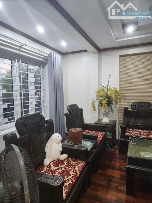 BÁN NHÀ PHÂN LÔ VIP PHỐ TAM TRINH– 90m² – 4 TẦNG –MẶT TIỀN 6M –VỈA HÈ– Ô TÔ TRÁNH- 30,xTỶ - 3