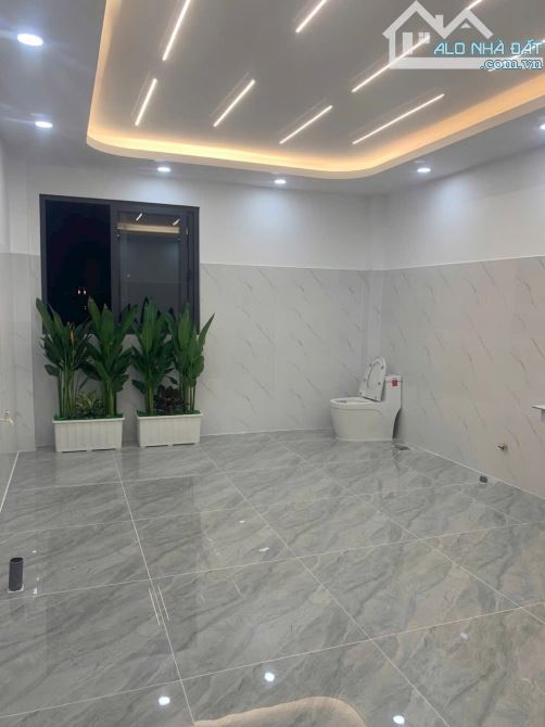 NHÀ MỚI FULL NỘI THẤT, HIỆP THÀNH , QUẬN 12 - 3