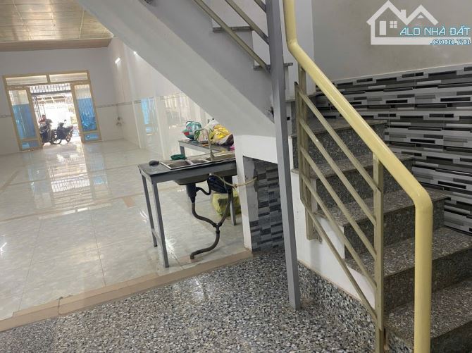 Bán gấp nhà sổ hồng hoàn công đủ đường 1A vào 2 sẹc ngắn - 3