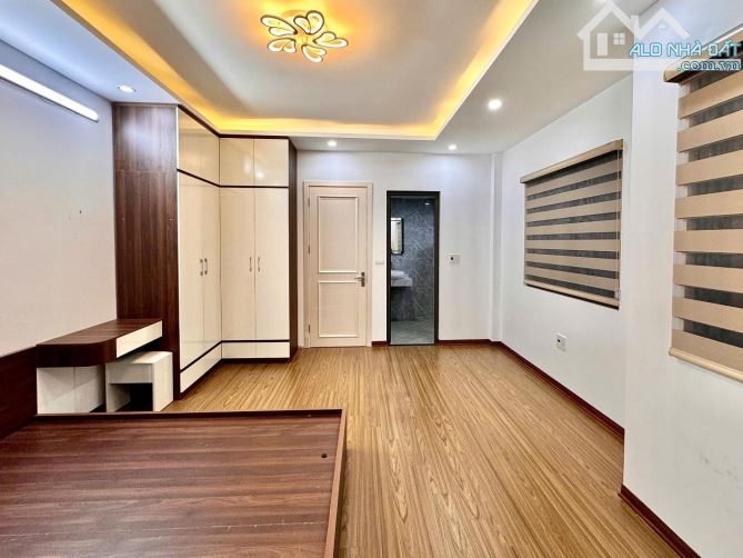 🔥🔥NHÀ ĐẸP PHỐ MINH KHAI- HAI BÀ TRƯNG- 5T- MT: 4.5m - 3