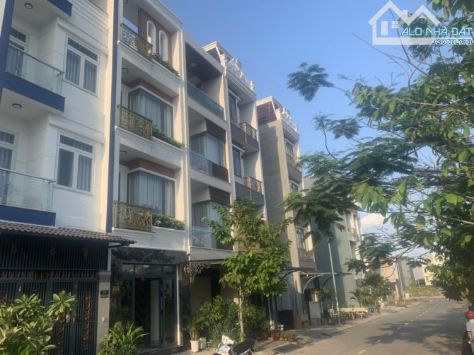 Bán nhà KDC Phú Hồng Thịnh 10 Phường Bình An Tp Dĩ An 72m2 3 tầng 5PN-6WC - 3