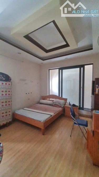BÁN GẤP NHÀ 05 TẦNG MẶT TIỀN ĐƯỜNG HOÀN KIẾM , TP NHA TRANG GIÁ 8,8 TỶ - 3