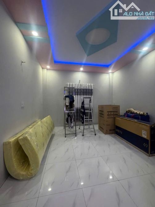 Hiếm Nguyễn Sỹ Sách, Tân Bình, 60m2, 4 tầng, chỉ 5.5 tỷ - 3