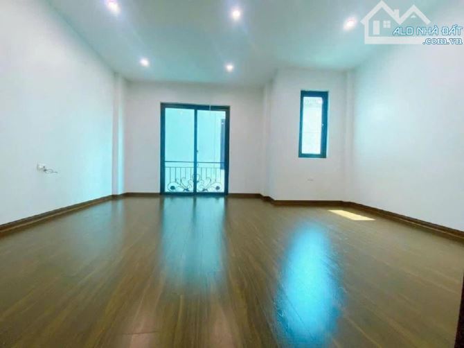 3.x tỷ,bán nhà tại Đông La,Hoài Đức,xây mới 5 tầng - 3