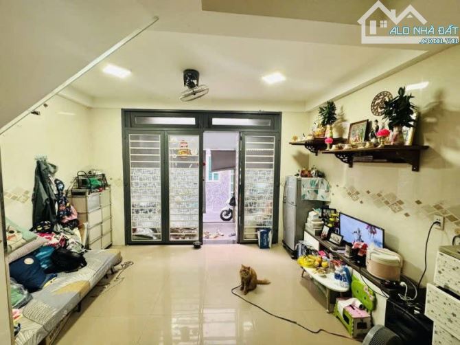 💰 Giá Rẻ – Nhà 4 Tầng Gần CMT8 – Ngang 4.9m – Cho Thuê 14tr/Tháng – Chỉ Nhỉnh 6 Tỷ - 3