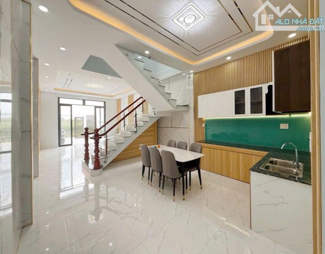 🏡 BÁN NHÀ 1 TRỆT 1 LẦU - MỚI HOÀN THIỆN ĐẸP NHƯ MƠ 1 SẸC HUỲNH VĂN NGHỆ - 3