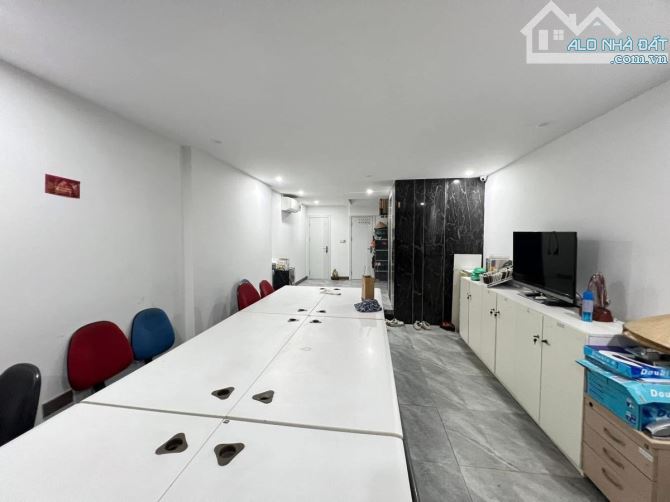 Bán nhà Phố Láng hạ,Đống đa. Diện tích 53,6m. 7 Tầng. Mặt tiền 4,5m .Giá 19 tỷ - 3