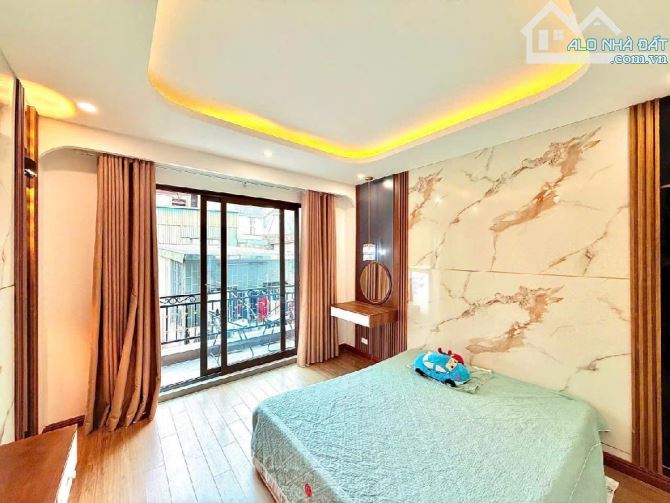 TRUNG TÂM HAI BÀ TRƯNG - BA BƯỚC RA ĐƯỜNG OTO- CHỢ TẤP NẬP NGÀY ĐÊM - NHÀ ĐẸP LUNG LINH - 3