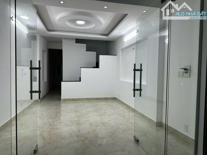 Mặt tiền kinh doanh Tạ Quang Bửu 4x15 sổ riêng 4 tầng chỉ 10 tỷ 4 - 3