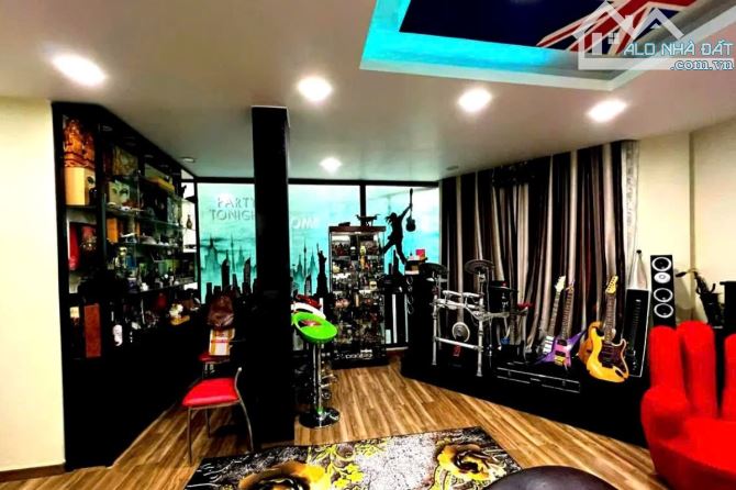 Bán nhà Trường Sa, Quận 3, hẻm xe hơi quay đầu,4 tầng, Sát mặt tiền, Sổ hồng riêng! - 3