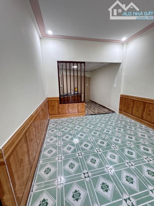 Nhà đẹp giá hạt dẻ tai trung tam q12- rộng 60m2- gìa chỉ hơn 1ty- oto đo cua - 3