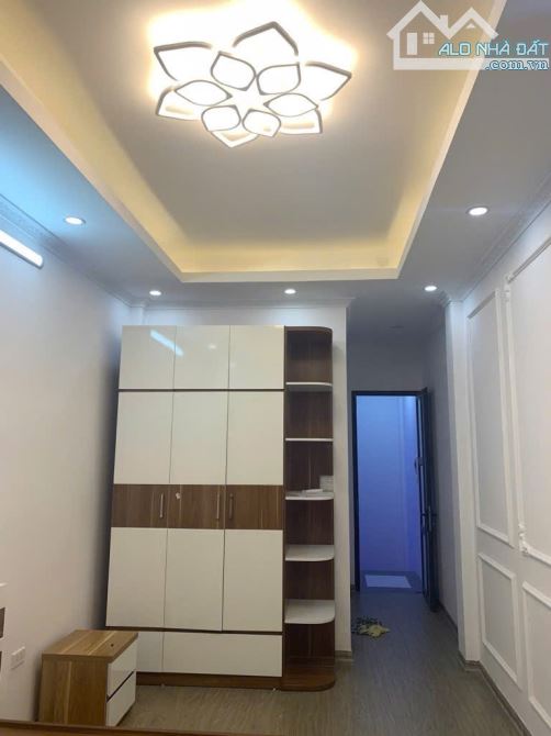 🏠 CƠ HỘI CỰC HIẾM - NHÀ 32M2 CỔ NHUẾ NHỈNH 5.5 TỶ - SỔ ĐỎ CHÍNH CHỦ - 3