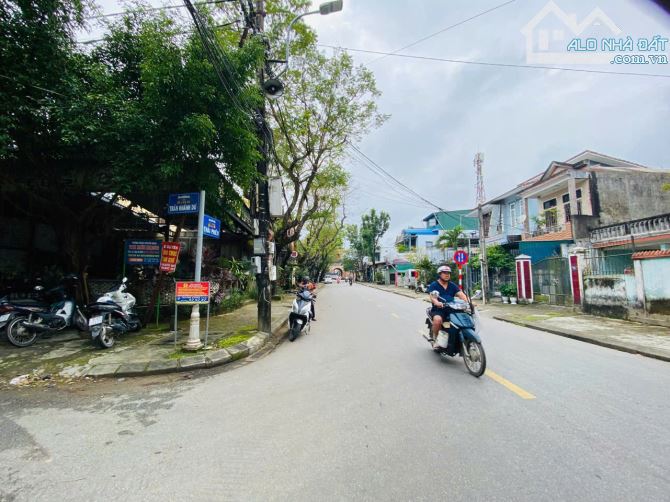 📌 Cho Thuê 500m2 mặt tiền Thái Phiên sẵn  căn nhà 2 tầng , 2 căn c4 vị trí kinh doanh tốt - 3