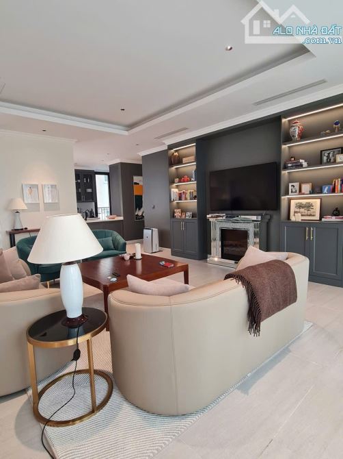 Bán tòa CHDV cao cấpTô Ngọc Vân,Tây Hồ,Lô góc, Gara ô tô 240m2 * 8 tầng ,MT 16m chỉ 175 tỷ - 3