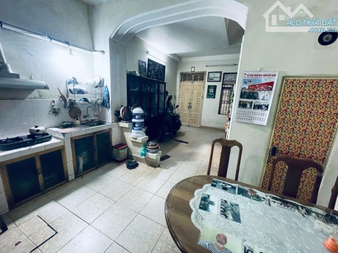 HIẾM QUẦN NGỰA BA ĐÌNH 80m 2T MT 5m 35Tỷ PHÂN LÔ KHU VỰC VIP 2MẶT NGÕ TRƯỚC NHÀ Ô TÔ TRÁNH - 3
