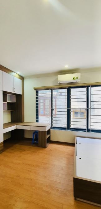 BÁN Nhà căn góc ở luôn-Bồ Đề, Long Biên- Ngõ ô tô 7 chỗ thông,gần cầu ChươngDương-6.35 tỷ - 3