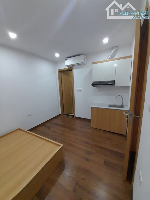 Bán gấp!!! Chính chủ nhờ bán 6 tầng phố khương hạ thang máy nhỉnh 10 tỷ. - 3