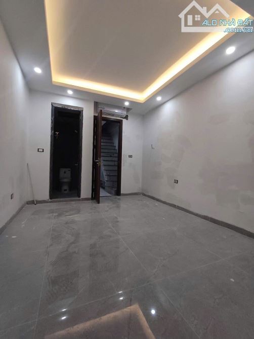 HỒNG MAI HAI BÀ TRƯNG - 2 MẶT NGÕ Ô TÔ NHÀ DÂN TRÍ - 50M2 6 TẦNG THANG MÁY NHỈNH 18 TỶ - 3