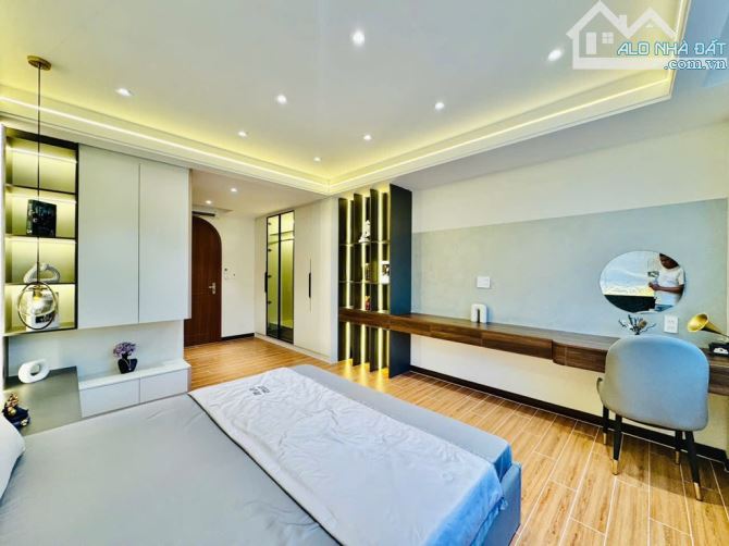 Bán nhà đẹp P.22 BTH, hàng xóm Landmark 81, Full nội thất xịn sò, sổ vuông A4, nhỉnh 7 tỷ - 3