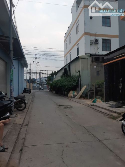 Bình Tân,hẻm ô tô, Nhà mới đẹp 4 tầng 72M2, gần MT, giá rẻ. - 3