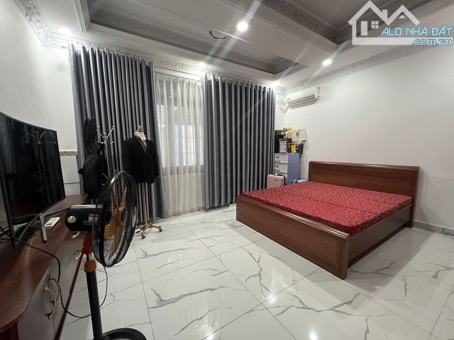 SIÊU PHẨM NHÀ PHỐ NGANG KHỦNG 5M – TÂN CỔ ĐIỂN ĐẲNG CẤP – HẺM XE TẢI – TẶNG FULL NỘI THẤT - 3