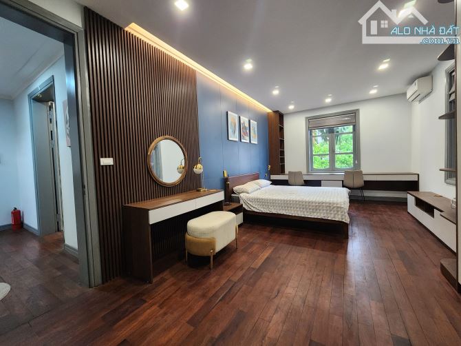 ⚜️ Biệt Thự VIP Tô Ngọc Vân, Tây Hồ, 120m2 5T MT 6.5m, Đẹp, Hiện đại, Gara 3 Ô tô, Chỉ 44 - 3