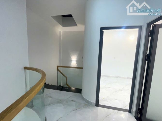 Q6 - NHÀ MỚI ĐẸP Ở NGAY - 47M2 - NỞ HẬU TÀI LỘC - HẺM XE HƠI TỚI CỬA ĐẬU THOẢI MÁI - 4