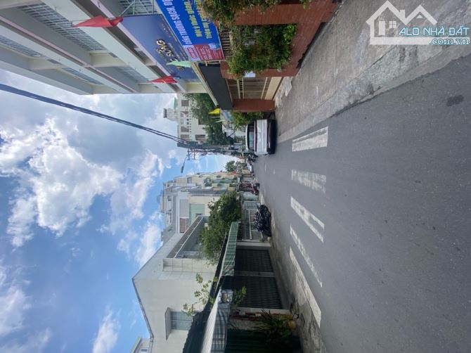 QUẬN 1 PHƯỜNG TÂN ĐỊNH - BÁN NHÀ 5 TẦNG, 2 MẶT TIỀN HẺM, HẺM XE HƠI 5m THÔNG, NGAY CHỢ TÂN - 4