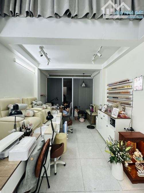 Bán nhà đẹp hẻm 2 xe hơi tránh Nguyễn Trãi Q1, SHR hoàn công đủ 4 tầng 4PN 4WC chỉ 10 tỷ 1 - 4