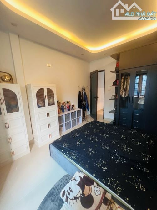 TRƯƠNG ĐỊNH NGÕ THÔNG, TRƯỚC NHÀ Ô TÔ TRÁNH, QUAY ĐẦU, KINH DOANH ĐỈNH, VỈA HÈ ĐỂ XE 10M - 4