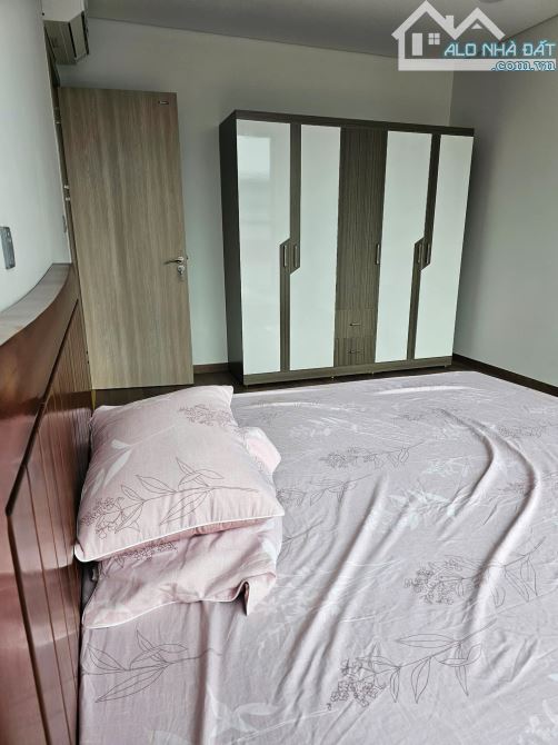 Cho thuê căn góc 100m2 tại Khai Sơn, giá cực mềm: 3pn - 2wc full đồ 14tr/tháng - 4