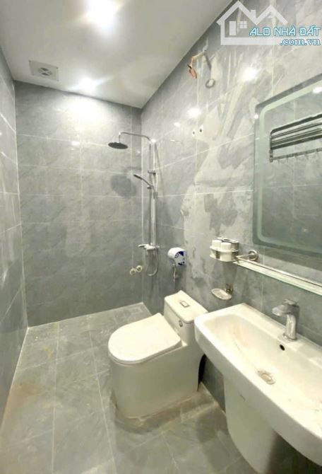 Phố Văn Cao - Ngõ Thông - Tuyến 2 Văn Cao Lô Góc - 4