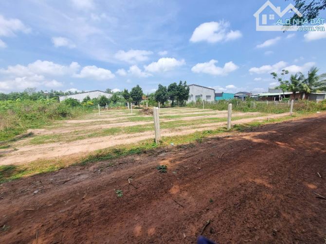 10x27 full thổ cư. Đường xe hơi, gần KCN. giá 850tr - 4