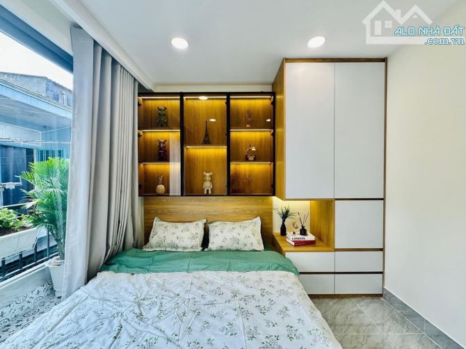 Cần bán nhà đường Hồ Bá Kiện, phường 15, quận 10 giá 3 tỷ 250/ 40m2, sổ sẵn hẻm thông - 4