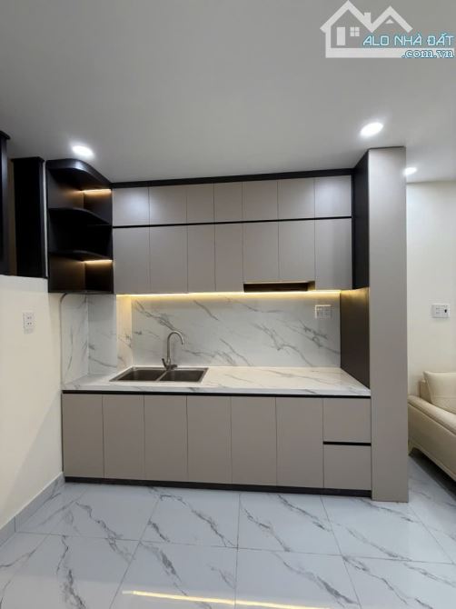 (Q7)NHÀ BÁN VIP NHẤT TRUNG TÂM -SỔ ĐẸP - NHĨNH 4 TỶ - 4