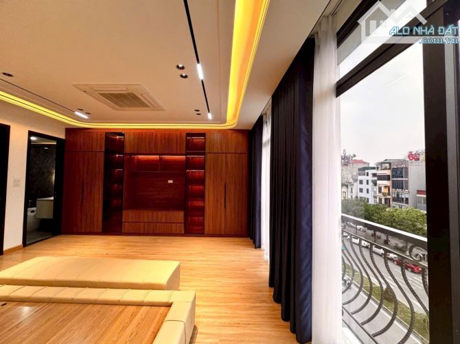Đẹp nhất thị trường Long Biên, mặt phố Hồng Tiến 7 tầng thang máy, MT 6.3M khuôn tiền 2X - 4