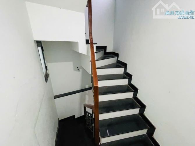 5 TẦNG 40M2 ĐANG CHDV 10P- HXH-  KHU CAO TẦNG - TN 30TR- NGUYỄN VĂN NGHI P7 GV - 4