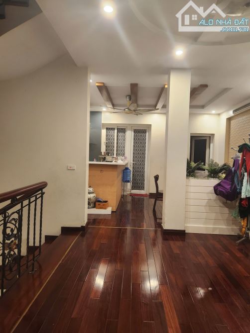 BÁN NHÀ PHÂN LÔ VIP PHỐ TAM TRINH– 90m² – 4 TẦNG –MẶT TIỀN 6M –VỈA HÈ– Ô TÔ TRÁNH- 30,xTỶ - 4