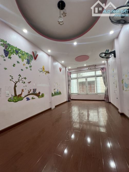 BÁN NHÀ PHỐ VƯƠNG THỪA VŨ - THANH XUÂN - Ô TÔ TRÁNH, VÀO NHÀ DT 50m2, 4 tầng, 15.5 Tỷ - 4