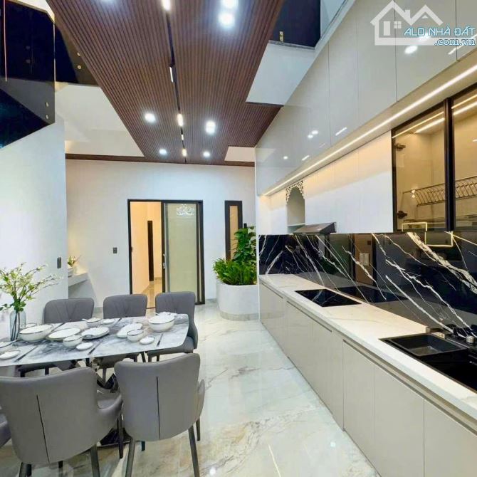 BÁN NHÀ 3 TẦNG MẶT TIỀN - HÒA MINH 22, HÒA MINH, LIÊN CHIỂU, ĐÀ NẴNG - 4