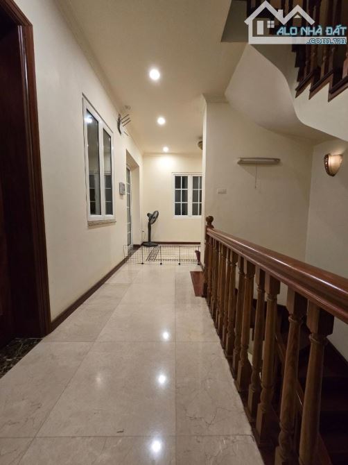 SIÊU BIỆT THỰ LÔ GÓC 3 MẶT TIỀN DỊCH VỌNG HẬU, 240M2, 4 TẦNG HẦM, GIÁ 139TỶ, PHÁP LÝ CHUẨN - 4