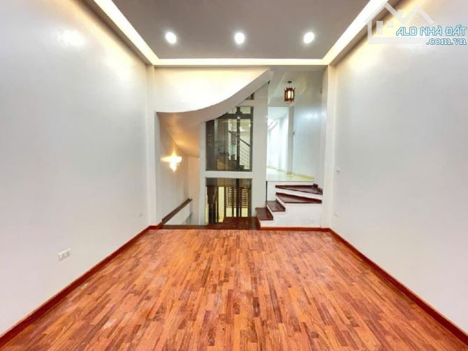 HIẾM NHÀ BÁN NGUYỄN ĐÌNH CHIỂU, Ở LUÔN, THANG MÁY, VIEW HỒ, 45M2 GIÁ CHỈ 12 TỶ - 4