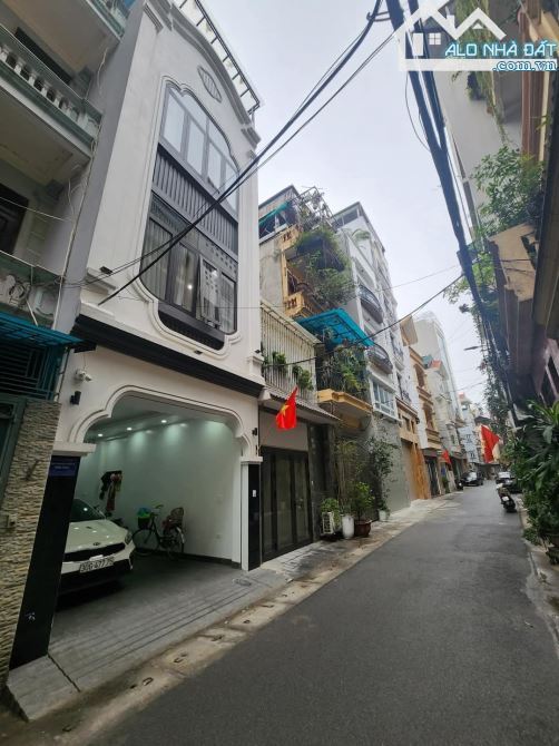 Oto tránh, khu vip Yên Lạc, thang máy, nhà tự xây, sổ 60m2. Nội thất xịn xò. Giá 18.6 tỷ - 4