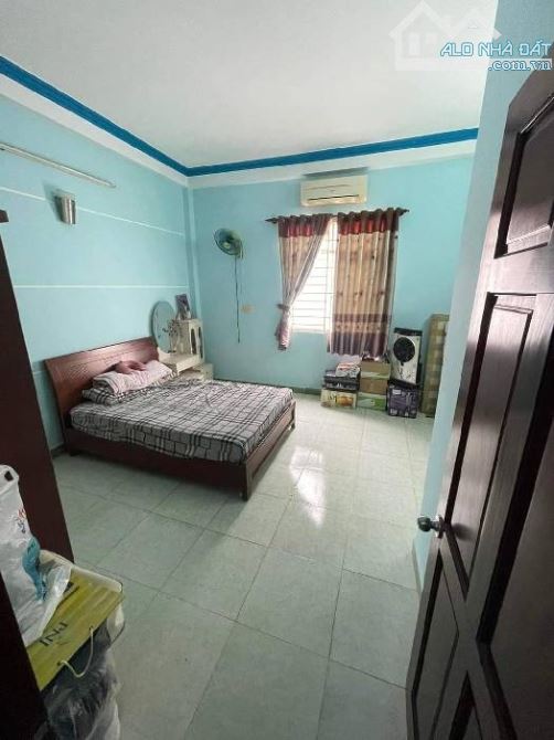 79M2 HUỲNH TẤN PHÁT Q7 - OTO VÀO NHÀ - SỔ VUÔNG ĐẸP KHÔNG LỘ GIỚI - 8Ty8 - 4
